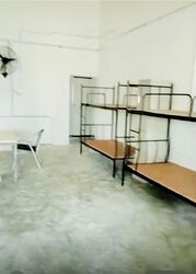 Fong Tat Building (D13), Factory #572974651